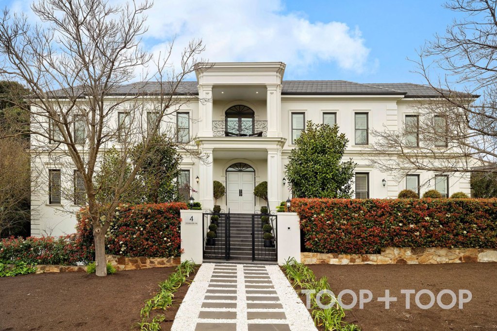 Thumbnail for 4 Woodland Road, Springfield