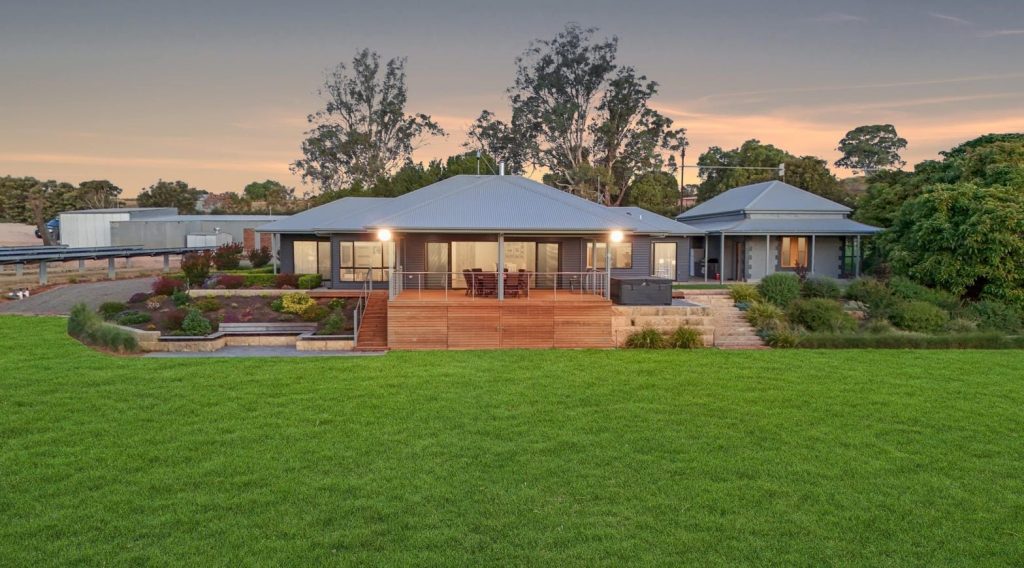 Thumbnail for 1807 Murbko Road, Murbko