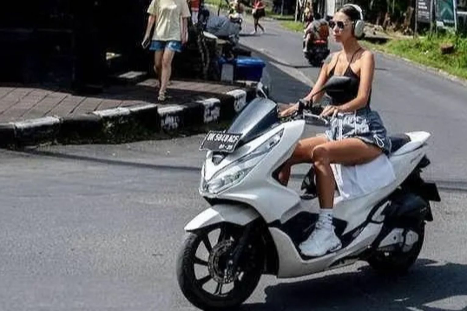 Bali authorities are tired of tourists fouting the road rules.