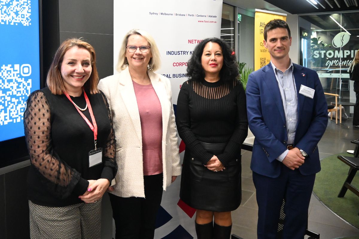 Florence Masters, Primary Industries and Regional Development Minister Clare Scriven, Consul-General of France in Melbourne Paule Ignatio and Vincent Hebrail
